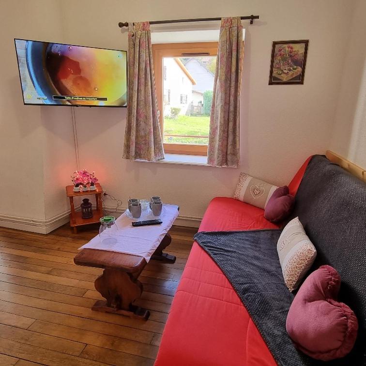 Gite Myrtille 2 A 6 Personnes Avec Spa Et Salle De Jeux Dans La Residence Вантрон Экстерьер фото